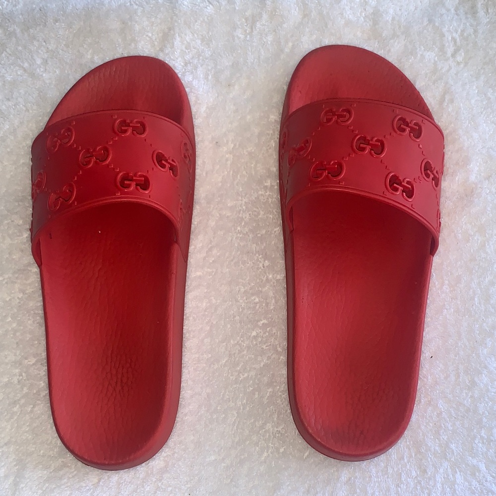 Men Gucci GG Logo Slide Sandals